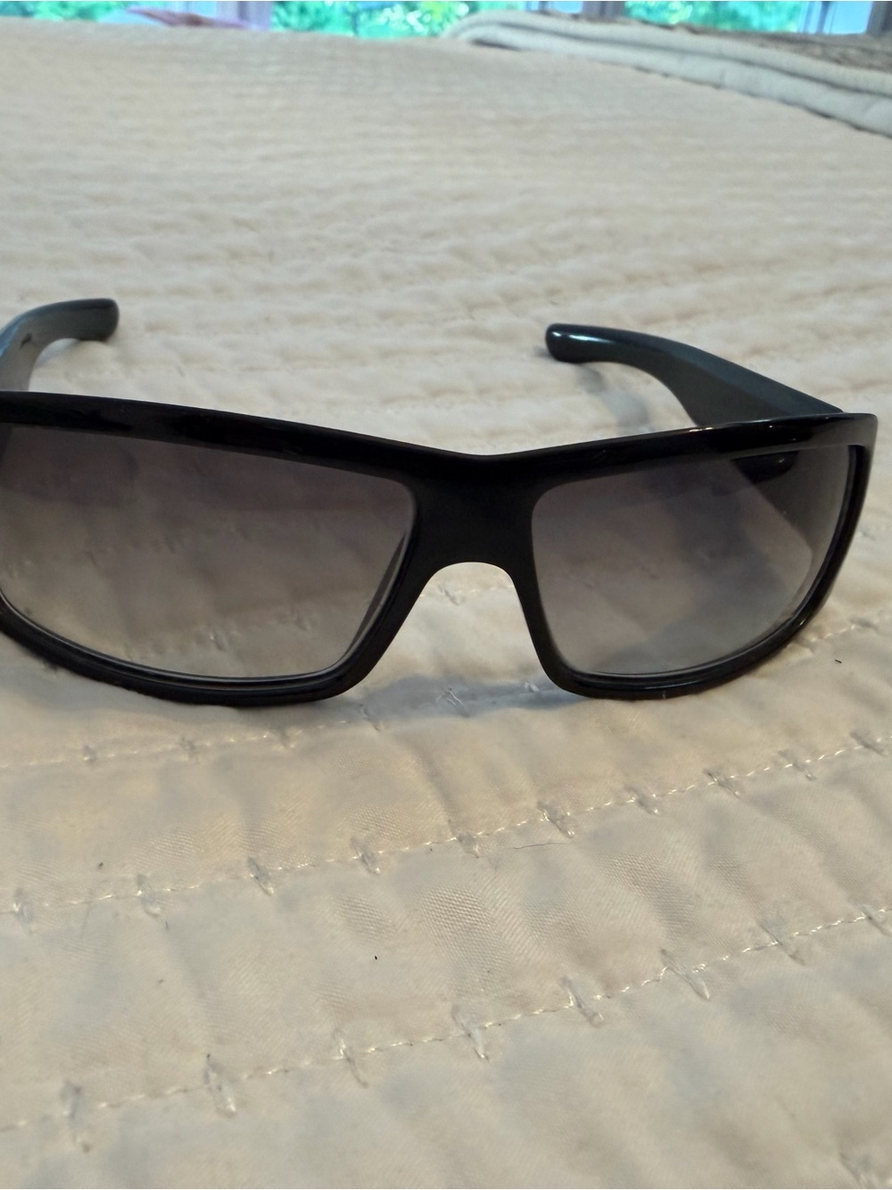 Dior Black Crystal-Embellished Sunglasses - Picture 3 of 3